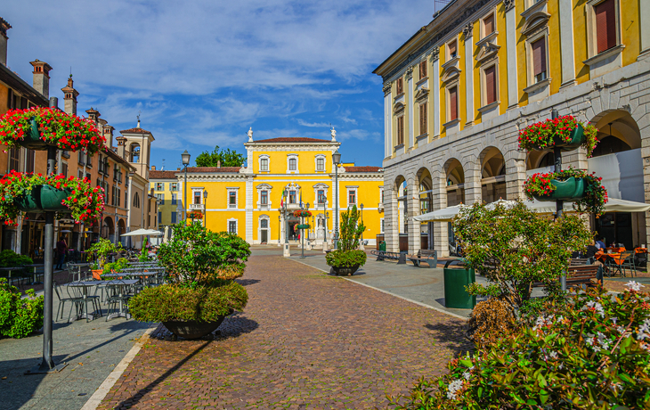 Brescia, Palazzo Martinengo