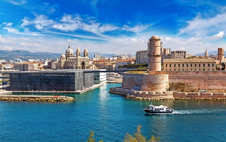 Marseille, fort Saint Jean et cathédrale Notre-Dame-de-la-Major