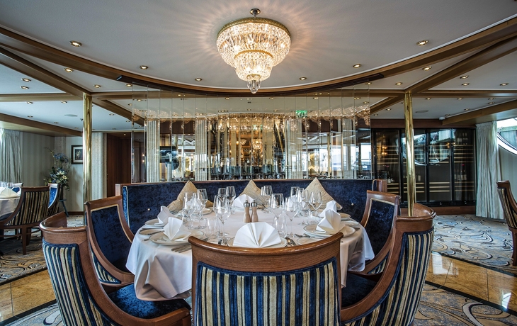 MS Esprit, restaurant