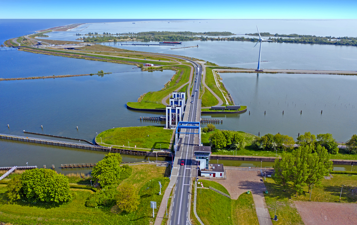 Deich zwischen Enkhuizen und Lelystad